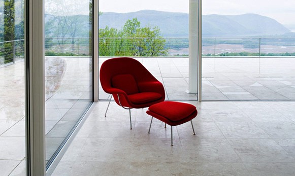 Womb chair